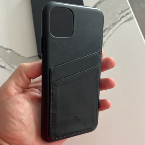 Bullstrap Portfolio IPhone 11 Pro Max Case - Picture 3 of 5